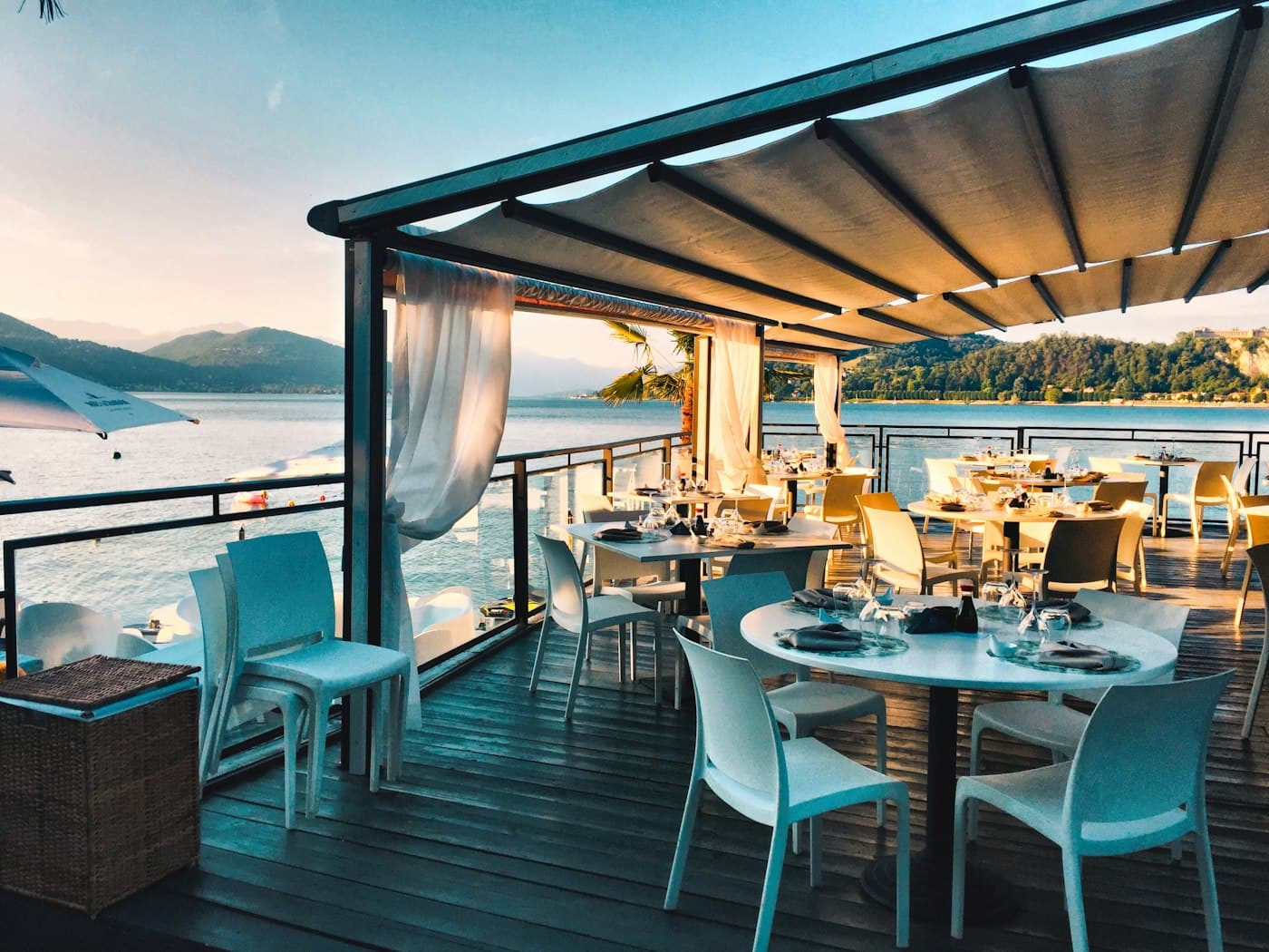 Terrasse de restaurant — suivi de mission d’intérim HCR